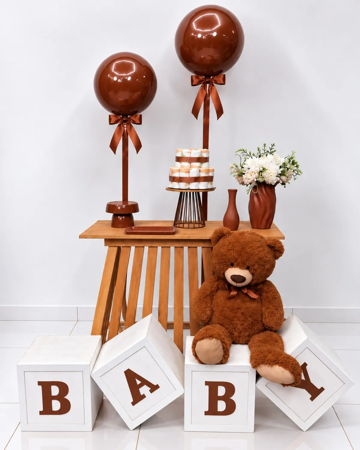 cha de bebe / baby / balão marron
