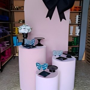 laço preto e rosa