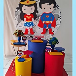 mulher maravilha e supermen