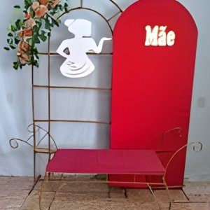 cenario dia das maes vermelho