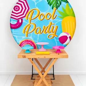 pool party/ menina